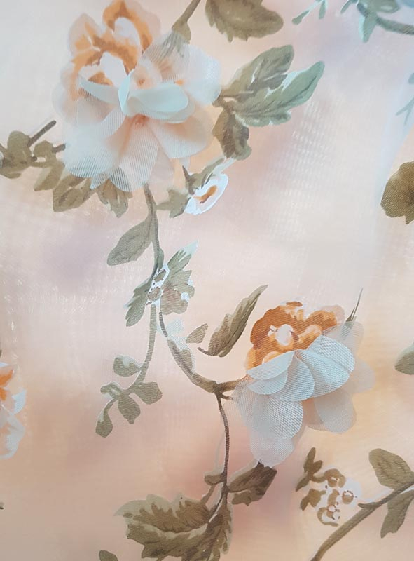 Bezauberndes Blumenfee Kleid Mit Blüten – Bild 4